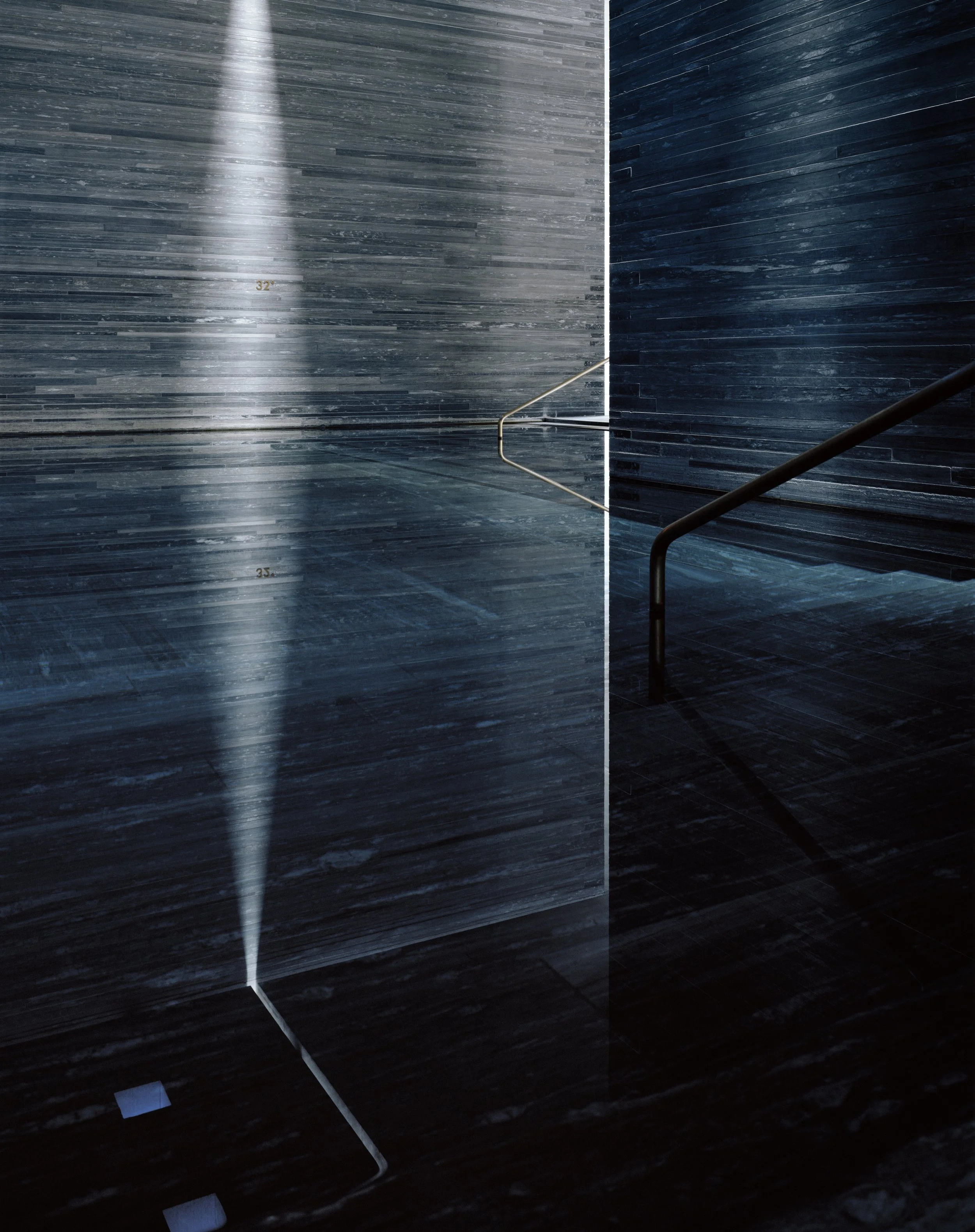 Inhabiting the Micro-landscape | Hélène Binet — Musée Magazine